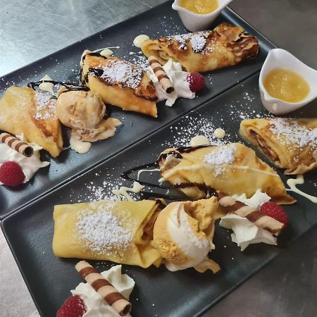 Hotel & Gasthaus Zum Eichenkranz 卢肯瓦尔德 外观 照片